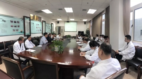 他提出年轻医生宜应用循证医学去论证肿瘤患者是否适合膏方调补,用